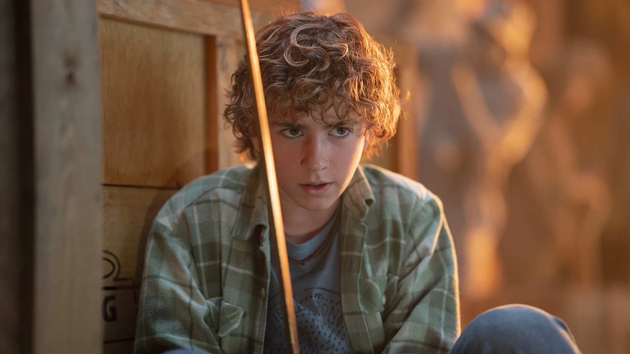 Walker Scobell como Percy Jackson en Percy Jackson y los Dioses del Olimpo