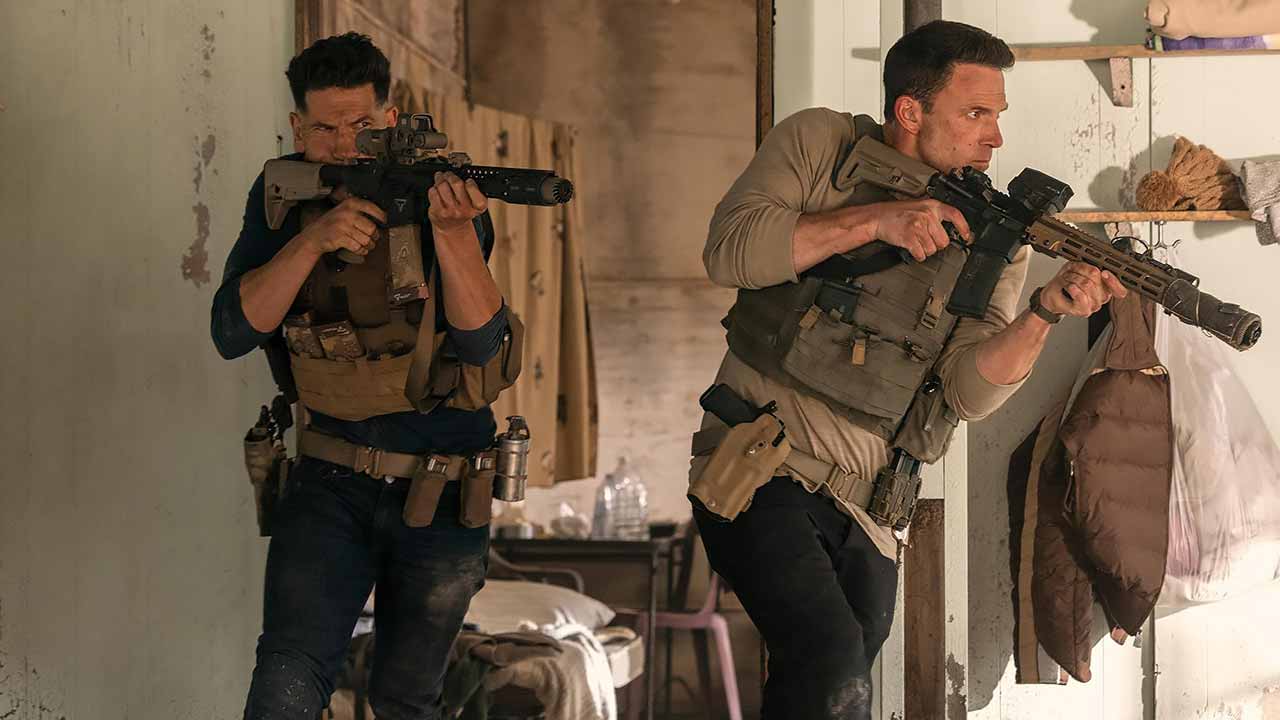 Jon Bernthal y Ben Affleck en El Contable 2