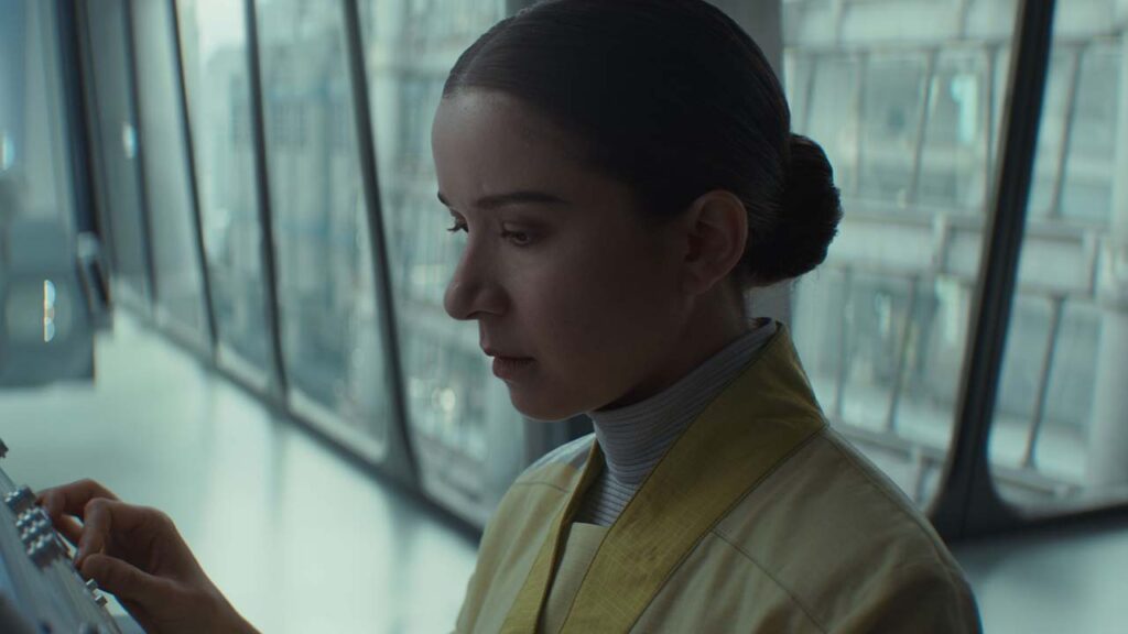 Elizabeth Dulau como Kleya en el episodio 10 de la temporada 2 de Andor