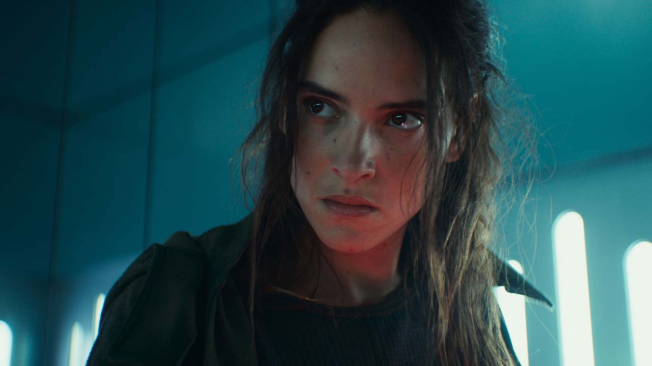 Adria Arjona como Bix en el episodio 6 de la temporada 2 de Andor