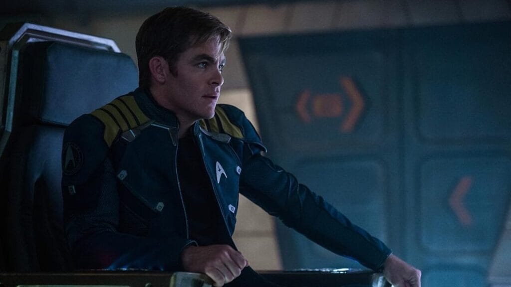 Chris Pine como James Kirk en Star Trek: Más allá