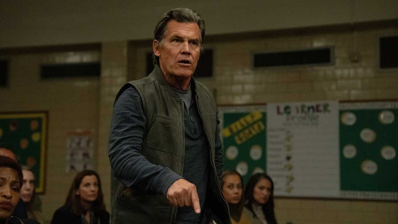 Josh Brolin en Weapons