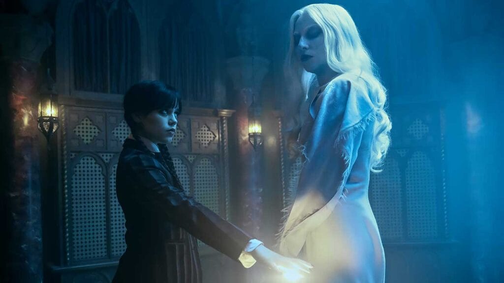 Jenna Ortega y Lady Gaga en el episodio 6 de la temporada 2 de Miércoles