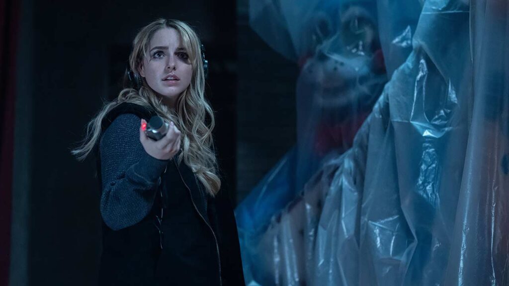 Mckenna Grace como Lisa en Five Nights at Freddy's 2
