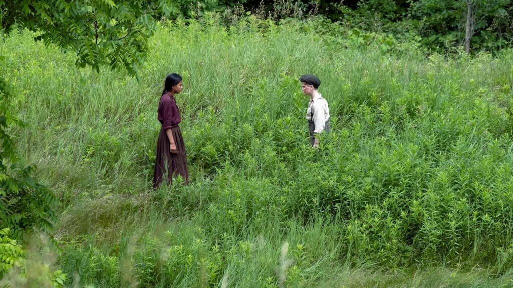 Rose salva a Shaw de Pennywise en el episodio 3 de IT: Bienvenidos a Derry