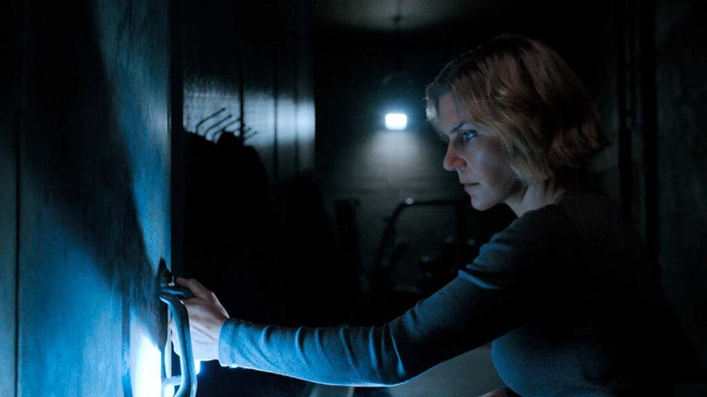 Rhea Seehorn como Carol en Pluribus