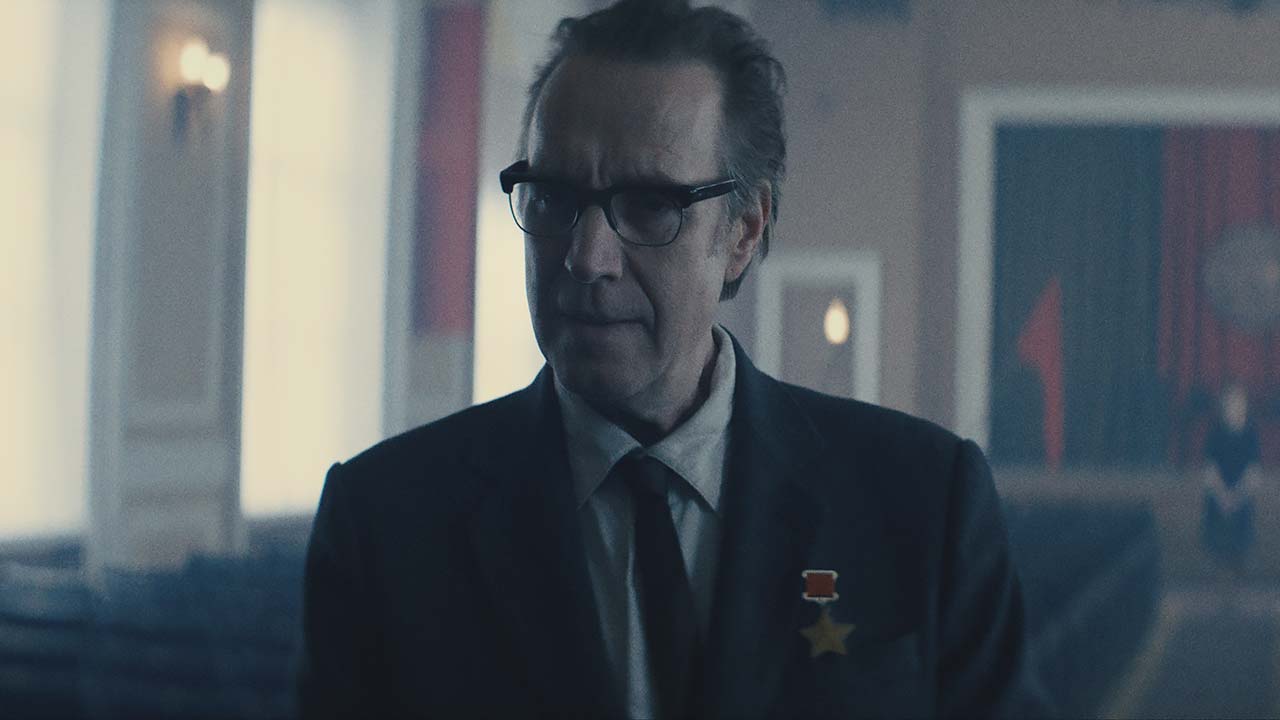 Rhys Ifans en el spin-off de Para toda la humanidad