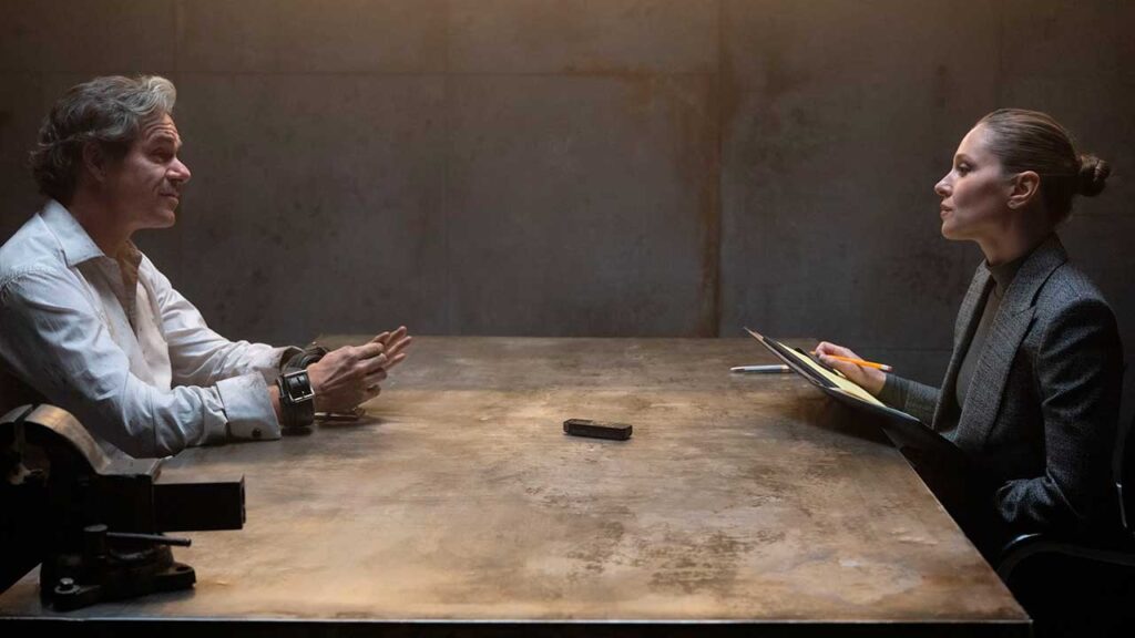 Tony Dalton como Jacques Duquesne y Margarita Levieva como Heather Glenn en Daredevil: Born Again