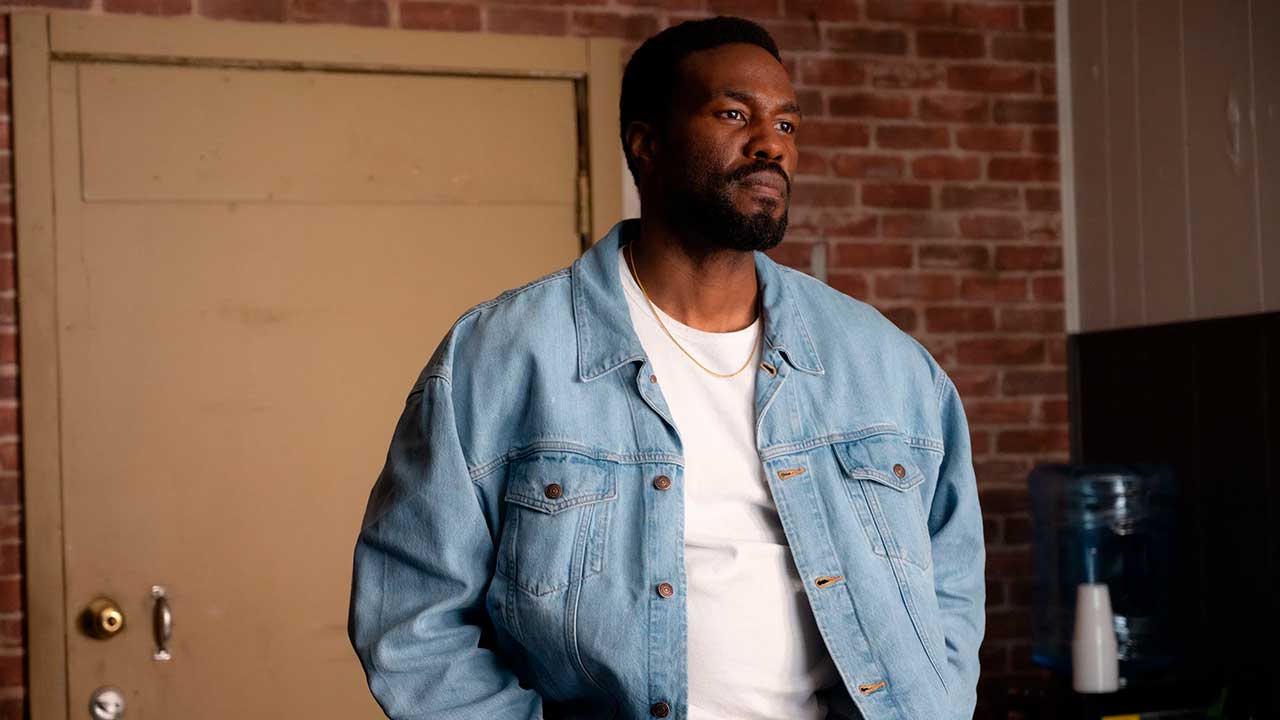 Yahya Abdul Mateen II como Simon Williams en Wonder Man