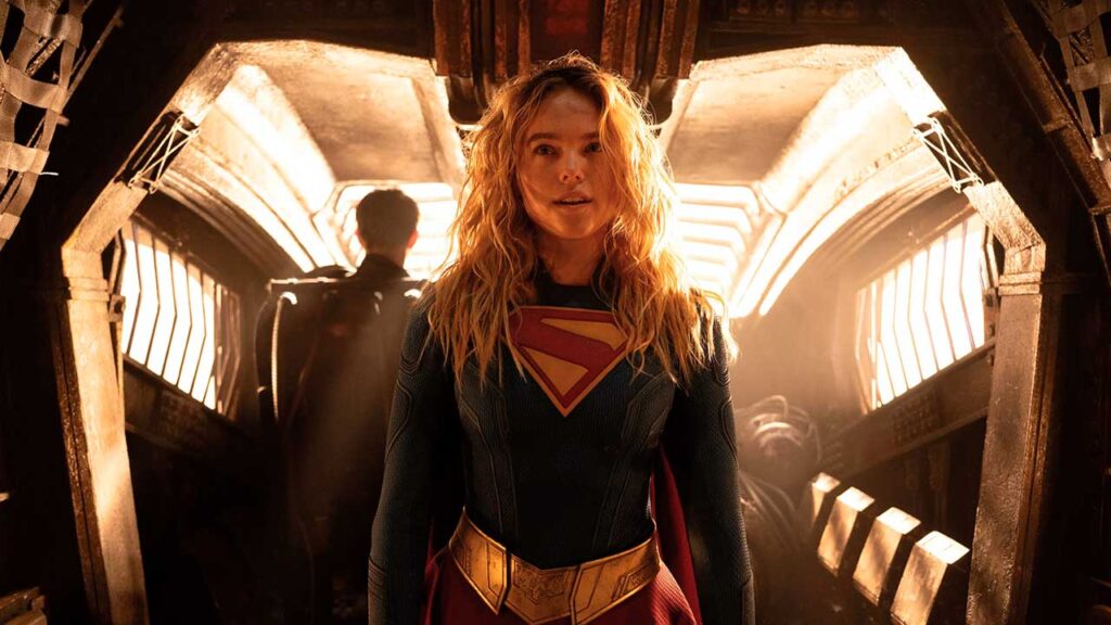 Lugar donde donde se ubica supergirl en la cronología del DCU
