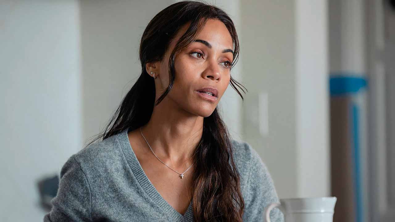 Zoe Saldaña como Joe en el episodio 4 de la temporada 3 de Lioness