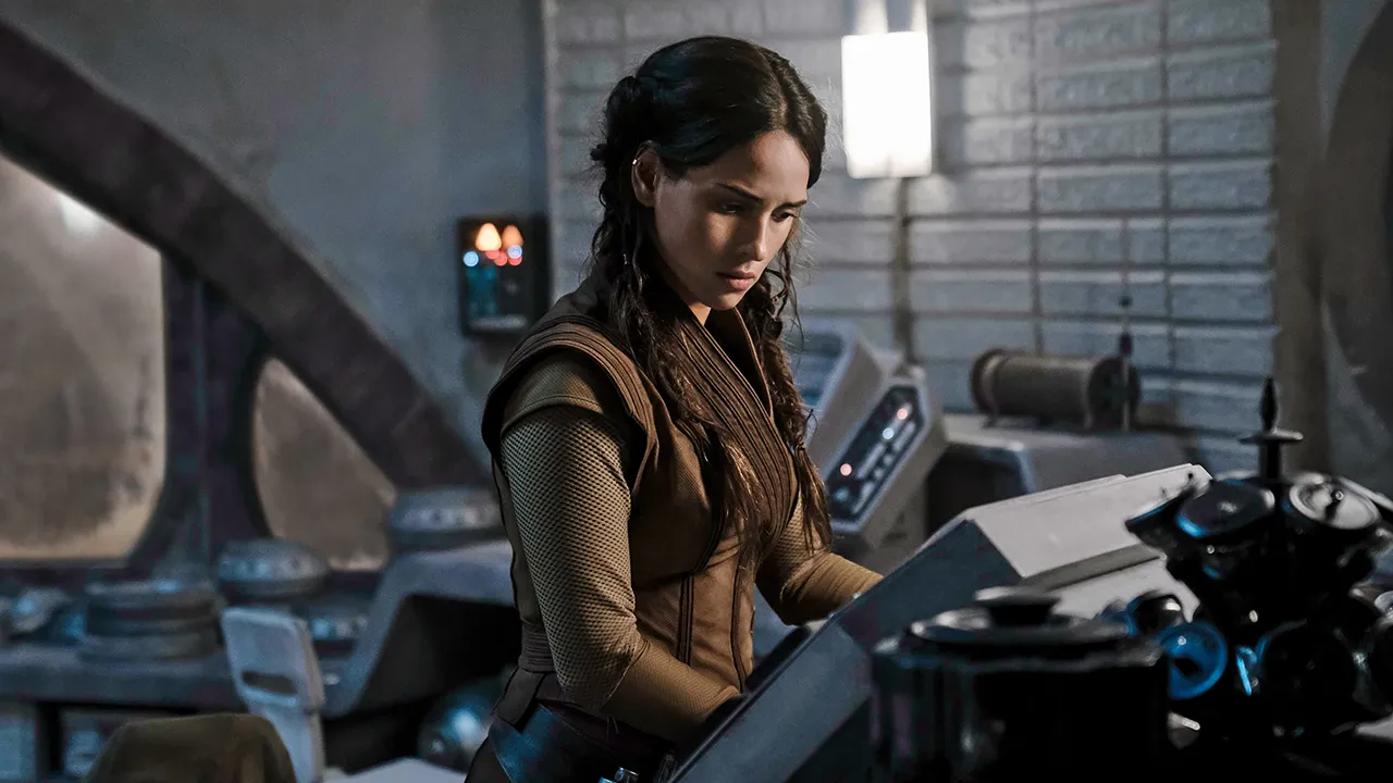Adria Arjona como Bix en Star Wars