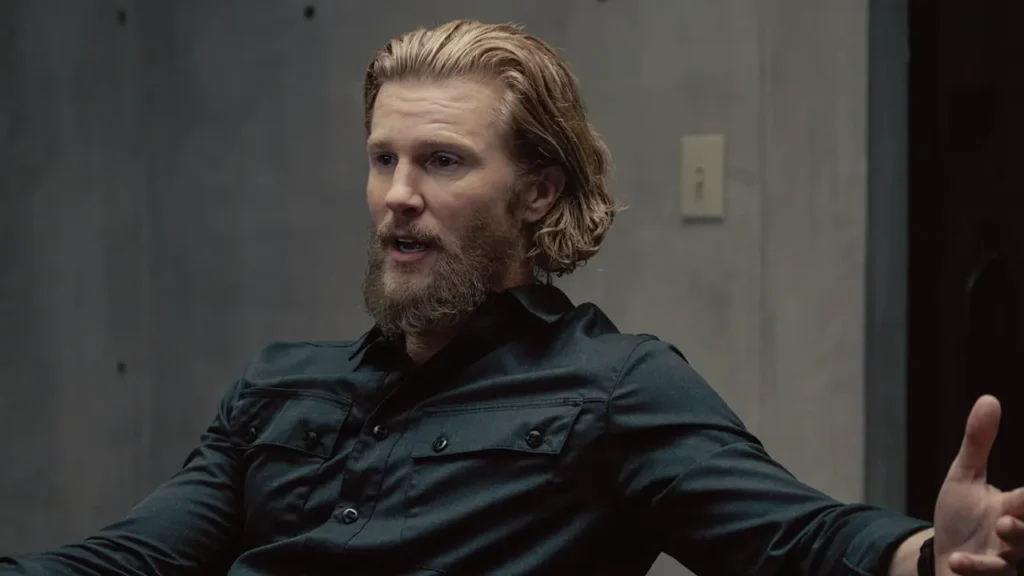 Thad Luckinbill como Kyle en el episodio 3x05 de Lioness