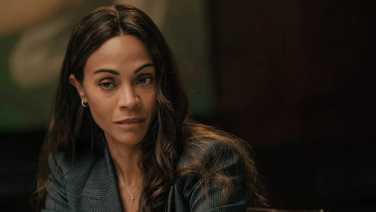 Zoe Saldaña como Joe en el episodio 6 de la temporada 3 de Lioness