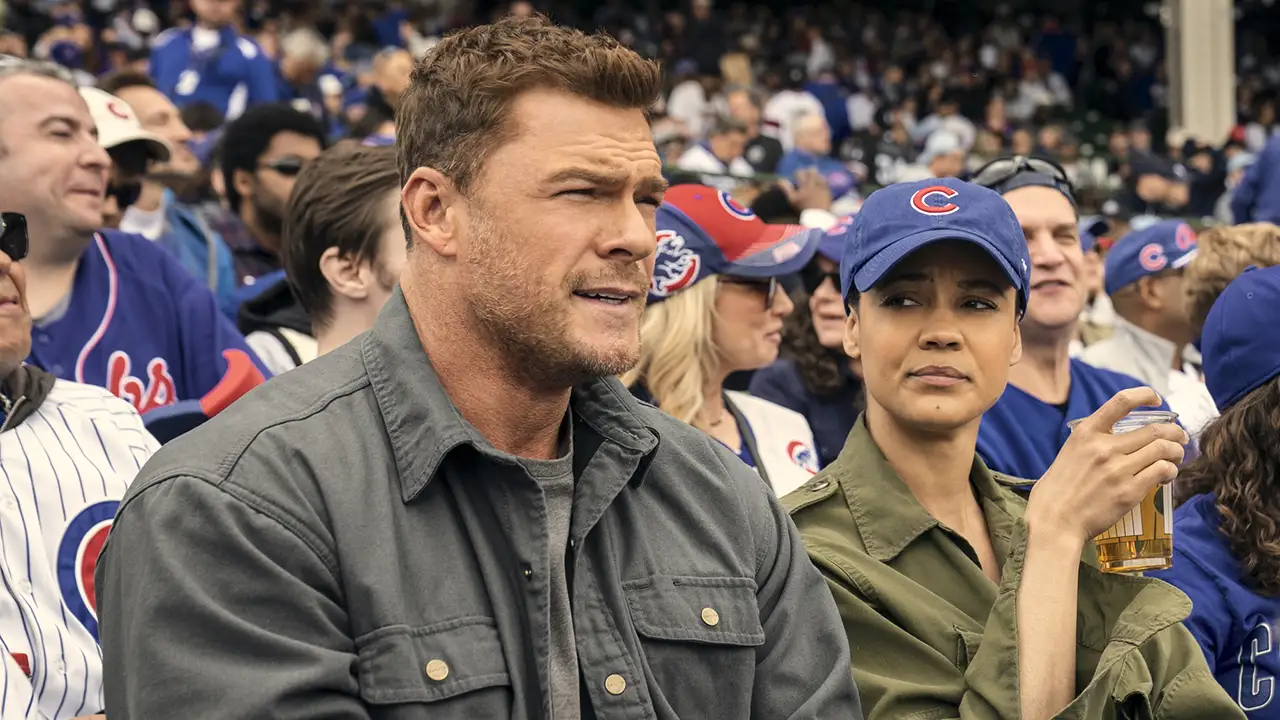 AlAlan Ritxhson como Jack Reacher y Maria Sten como Frances Neagley en Neagley