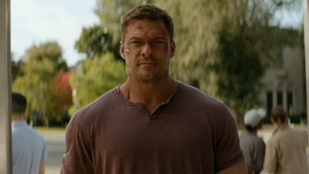 Alan Ritchson como Jack Reacher en el episodio 8 de la temporada 4 de Reacher