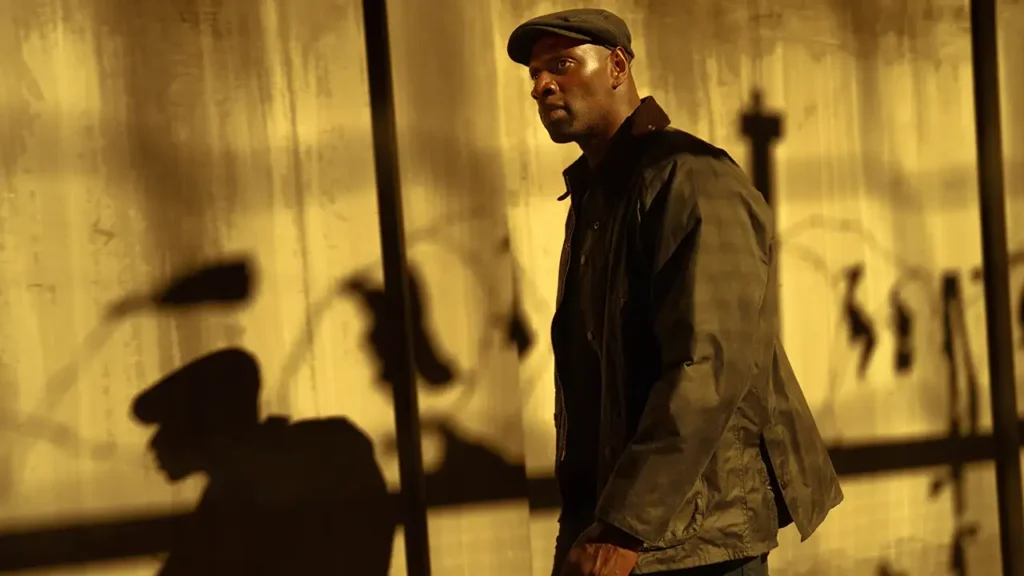 Omar Sy como Assane en el episodio 4x01 de Lupin
