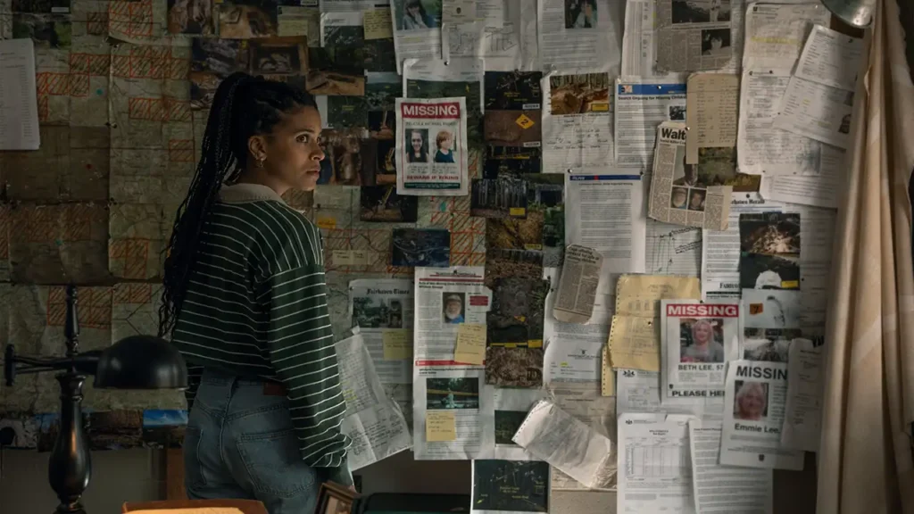 Zazie Beetz como Saga Baguer en el episodio 1 de Nocturno